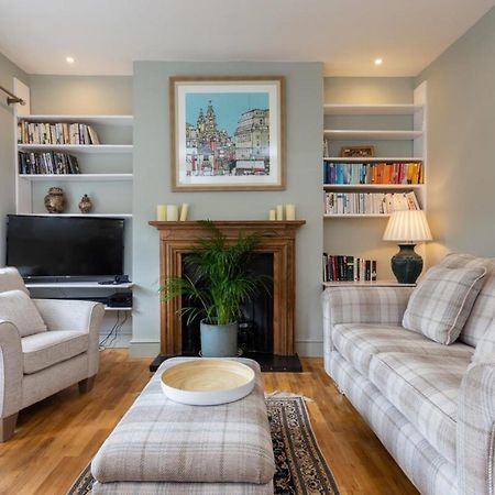 Quaint 2 Bedroom Flat - 9 Minutes Walk To Vauxhall Tube Londra Dış mekan fotoğraf